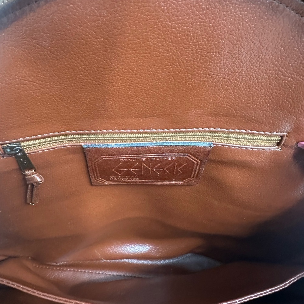 Genesis by Sabina70s/80s Reddish Brown Equestrian Domed Bag With Brass Ring​ - Picture 9 of 16